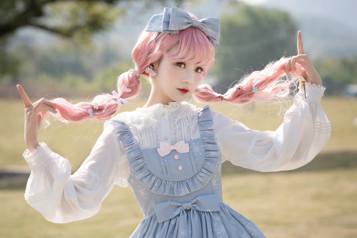 年纪小的女生,穿洛丽塔要注意避开这些颜色,太显老!